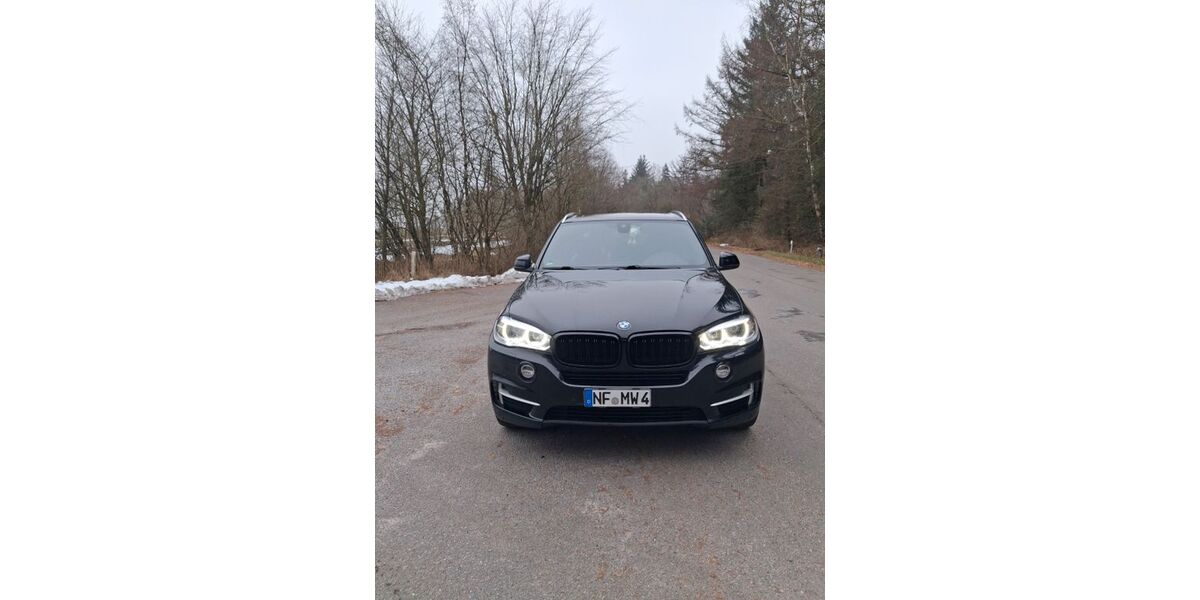 BMW X5 208.000 km 21.500 &euro; Dörpum 25821