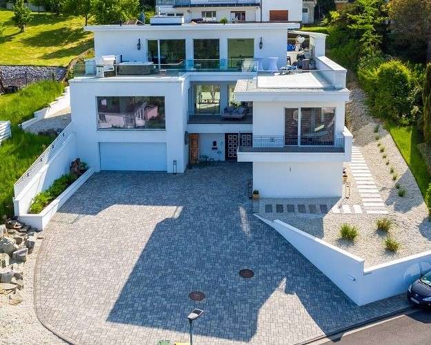Haus zum Kaufen in Wettenberg 1.350.000 € 409 m²