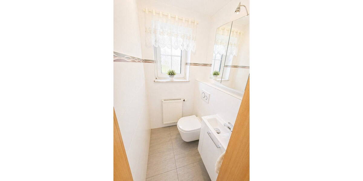 Einfamilienhaus Langenzenn - 6 Zimmer, 105 m&sup2;, 650.000&euro; | Angebot:26343951