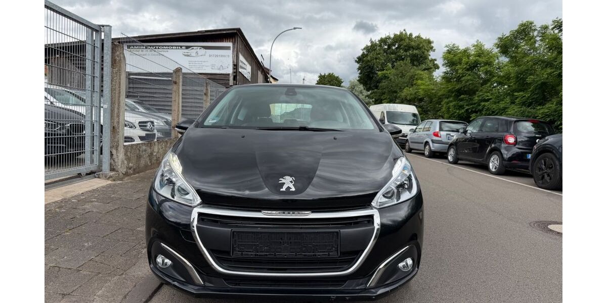 Peugeot 208 69.000 km 5.990 &euro; Saarlouis 66740