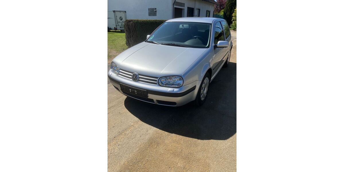 VW Golf 118.000 km 2.990 &euro; Homburg 66424