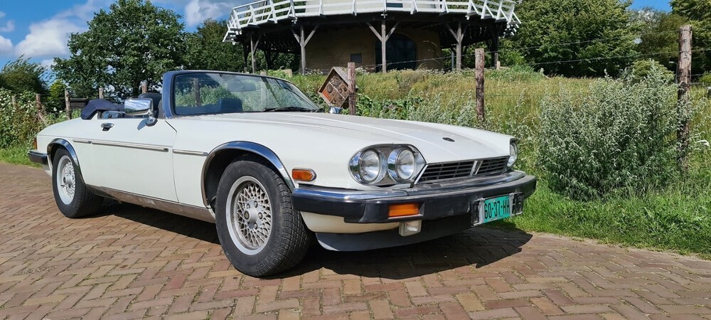 XJS
