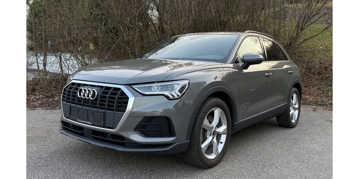 Audi Q3 77.995 km 24.300 &euro; Stuttgart 70327
