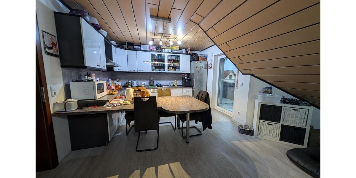 Dachgeschoßwohnung Satteldorf - 4 Zimmer, 85 m&sup2;, 250.000&euro; | Angebot:26653168