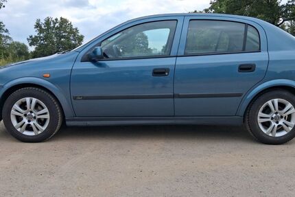 Opel Astra 149.850 km 2.300 &euro; Osnabrück 49088