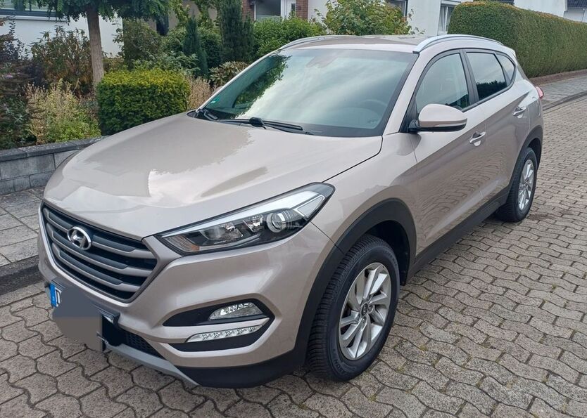 Hyundai TUCSON 70.300 km 12.700 € Delmenhorst 27751