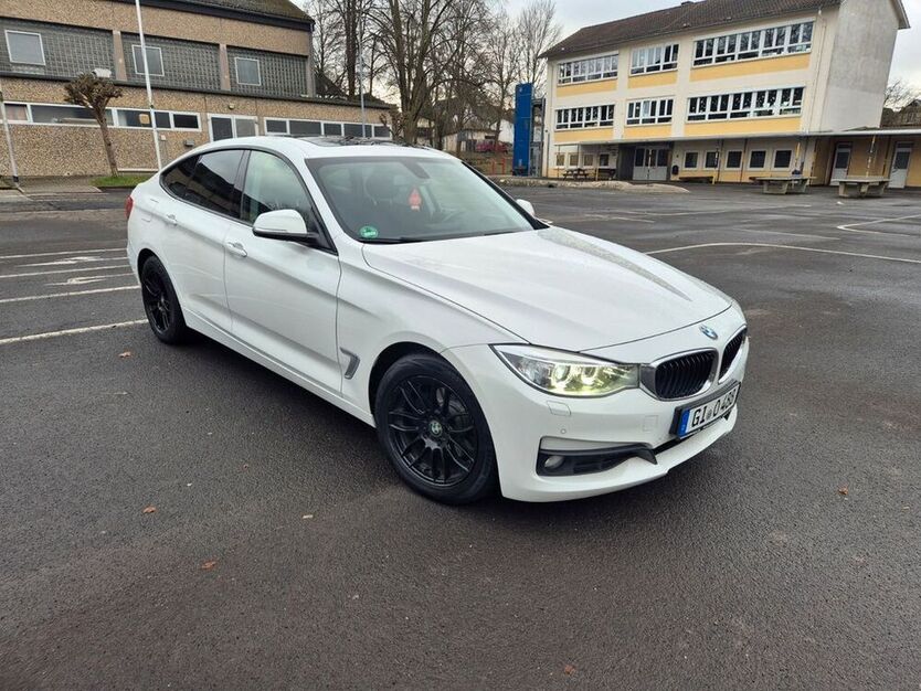 320 Gran Turismo