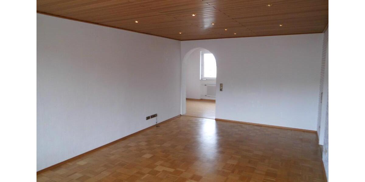 Etagenwohnung Bad Hersfeld - 3.5 Zimmer, 89 m&sup2;, 198.000&euro; | Angebot:26885815