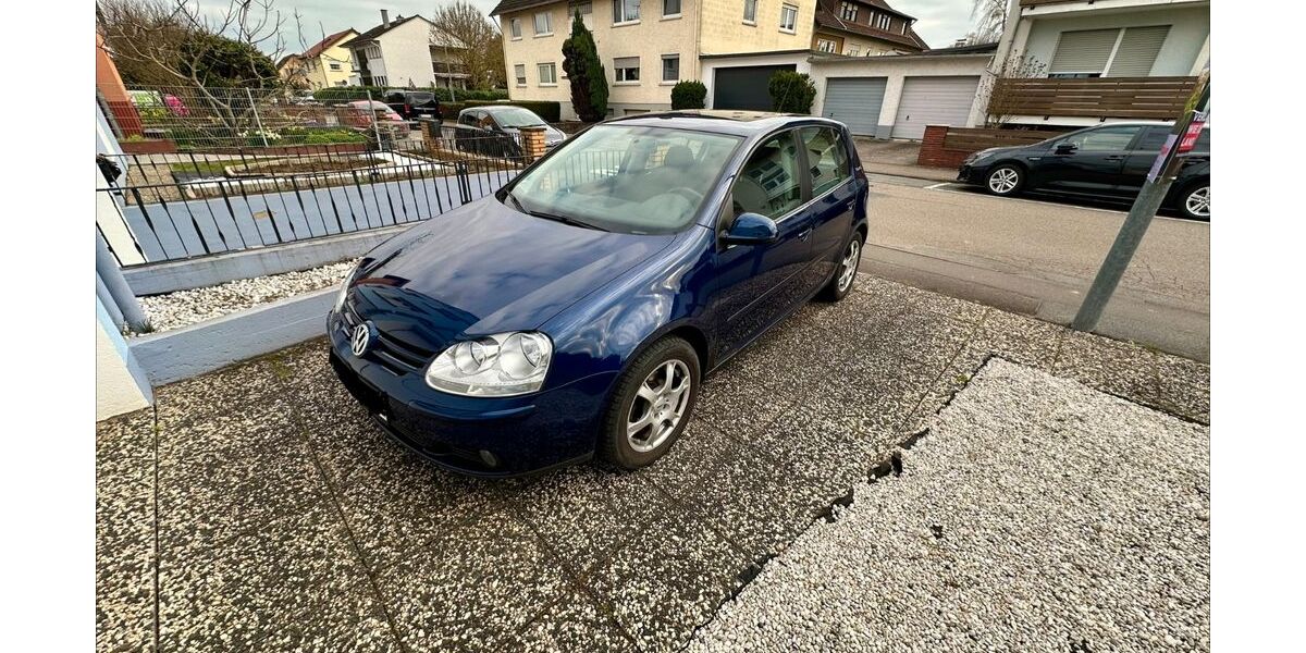 VW Golf 159.000 km 2.600 &euro; Oppenheim 55276