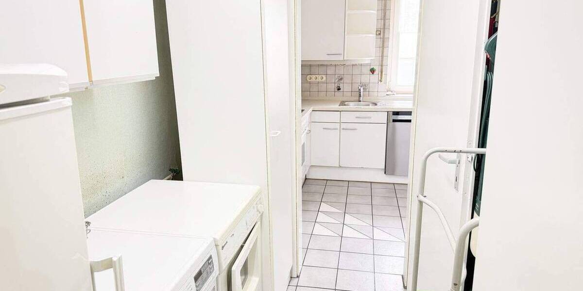 Etagenwohnung Kassel Wolfsanger/Hasenhecke - 3 Zimmer, 148 m&sup2;, 225.000&euro; | Angebot:26908868
