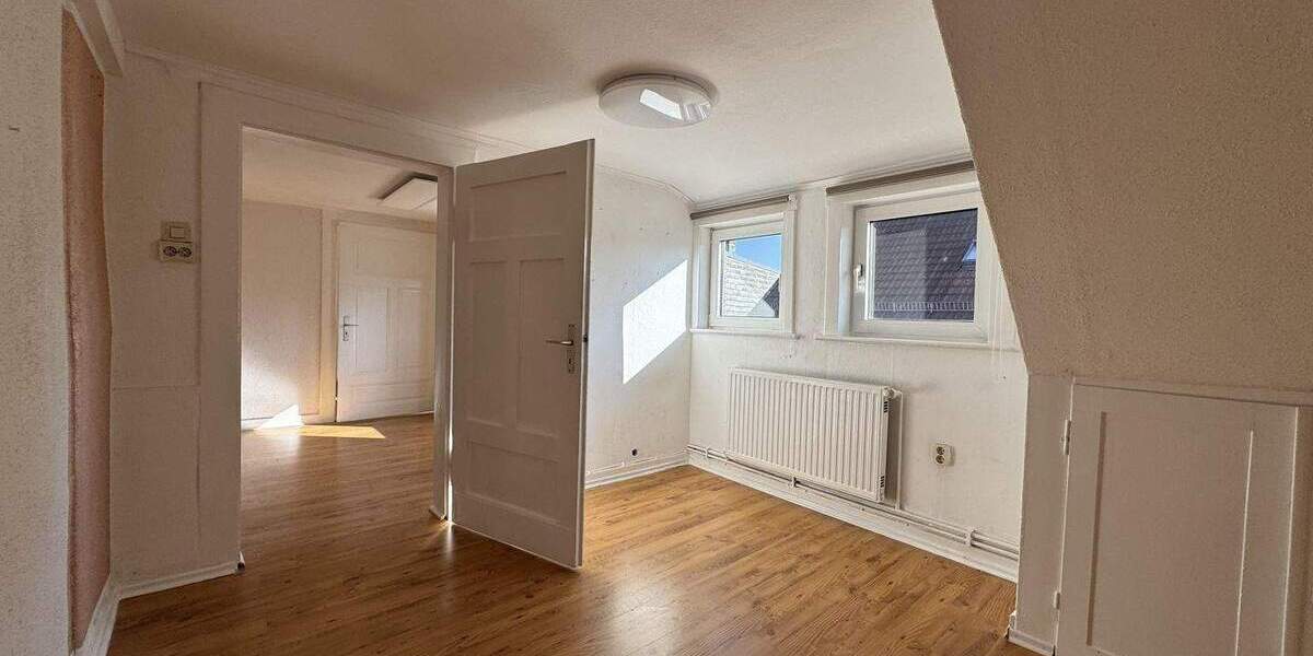 Doppelhaushälfte Goslar Altstadt - 8 Zimmer, 174 m&sup2;, 299.000&euro; | Angebot:25821881