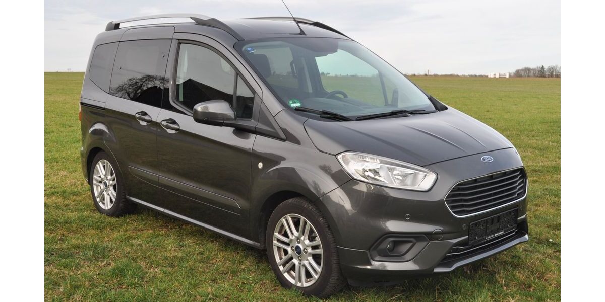 Ford Tourneo Courier 50.000 km 16.900 € Mannheim 68305
