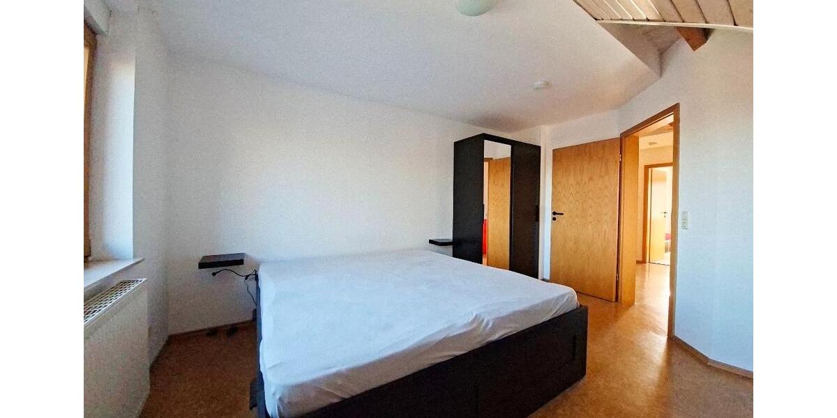 Dachgeschoßwohnung Bretzfeld - 3.5 Zimmer, 80 m&sup2;, 295.000&euro; | Angebot:26940737