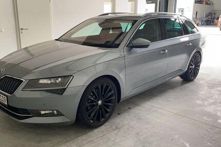 Skoda Superb 136.500 km 15.900 &euro; Wehringen 86517