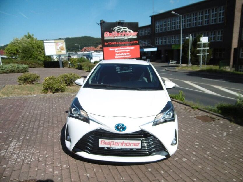 Yaris