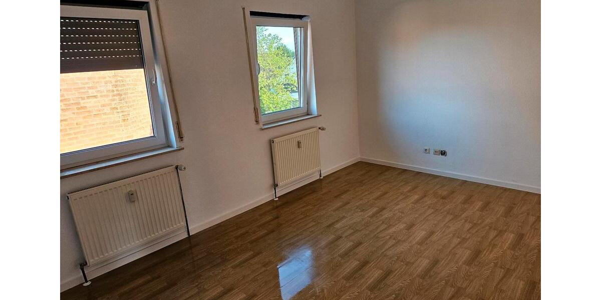 Etagenwohnung Bexbach - 3 Zimmer, 80 m&sup2;, 800&euro; | Angebot:26412258