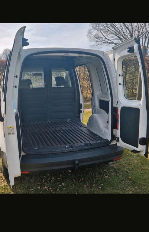 VW Caddy 141.000 km 11.000 € Neusalza - Spremberg 02742