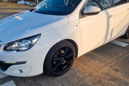 Peugeot 308 207.917 km 5.490 &euro; Stahnsdorf 14532