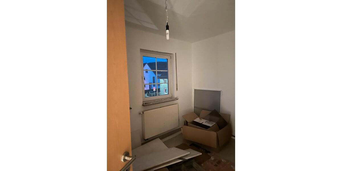 Etagenwohnung Steffenberg - 5 Zimmer, 112 m&sup2;, 1.500&euro; | Angebot:25764372