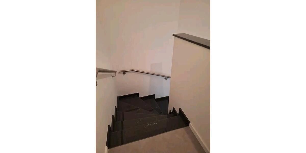 Schönes, geräumiges Haus mit 3 Zimmern 3 zimmer