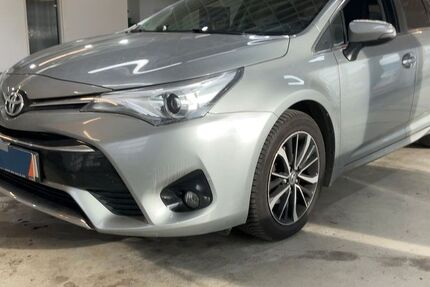 Toyota Avensis 84.193 km 16.490 &euro; Prenzlau 17291