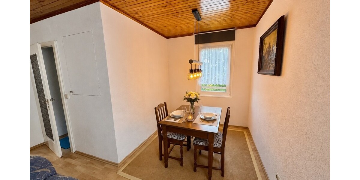 HORN IMMOBILIEN ++ Ferienhaus am See in Lebehn bei Krackow - Ferienhaus Krackow | Angebot:26729261