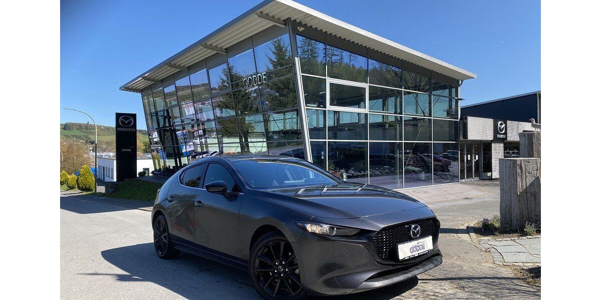 Mazda 3 19.137 km 23.490 &euro; Schmallenberg 57392