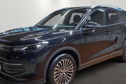 VW Tiguan 24.986 km 35.990 &euro; Düsseldorf 40233