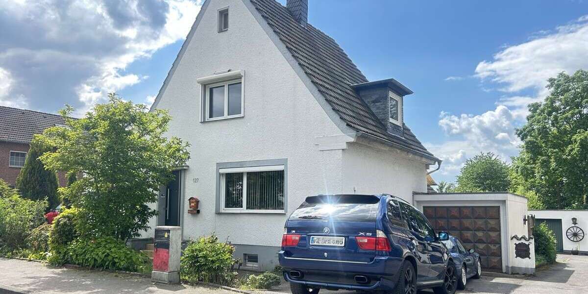 Einfamilienhaus Langenfeld - 7 Zimmer, 196 m&sup2;, 699.000&euro; | Angebot:26883066
