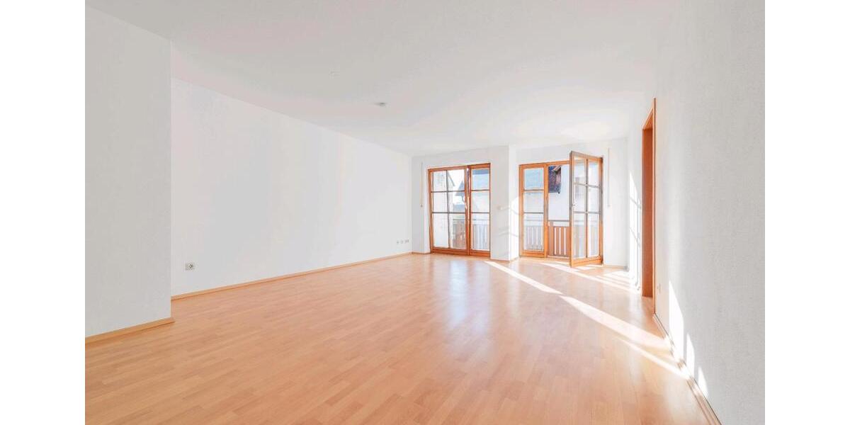 Etagenwohnung Kissing - 2 Zimmer, 66 m&sup2;, 935&euro; | Angebot:25920549