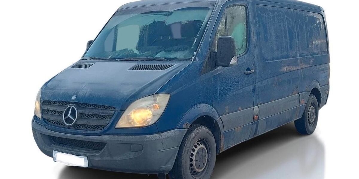 Mercedes-Benz Sprinter 304.300 km 3.900 &euro; Bannewitz 01728