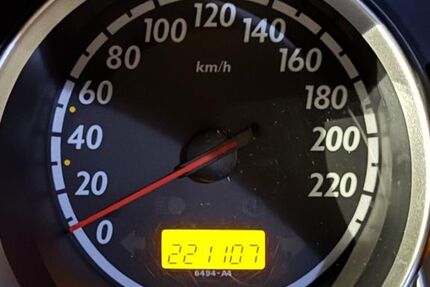 Honda Jazz 221.000 km 2.000 &euro; Carlsberg 67316