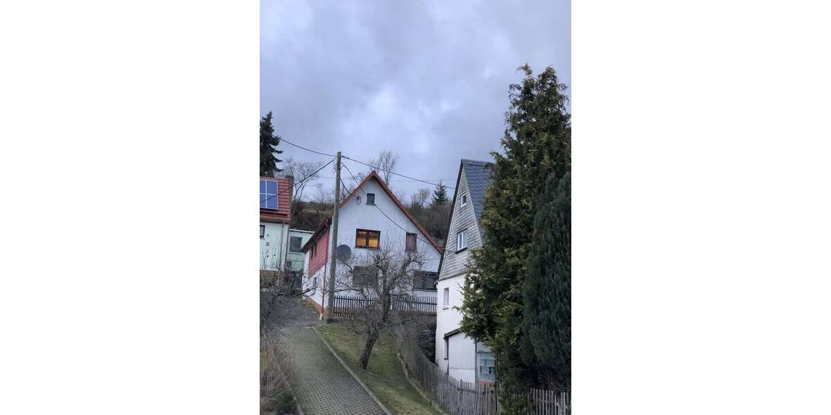 Einfamilienhaus Großschirma - 3.5 Zimmer, 90 m&sup2;, 450&euro; | Angebot:26460841