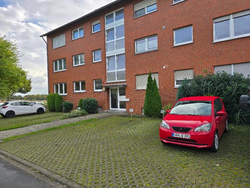 Schöne helle 3,5 Zimmer EG Wohnung in Hamm Bockum WBS erforoderli