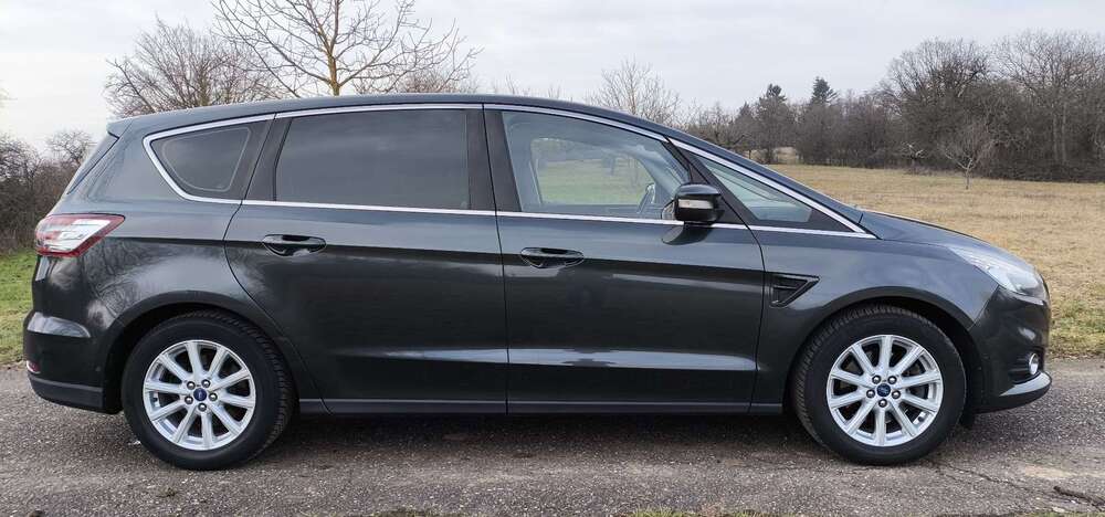 Ford S-Max 218.325 km 8.900 &euro; Pforzheim, Stadt 75173