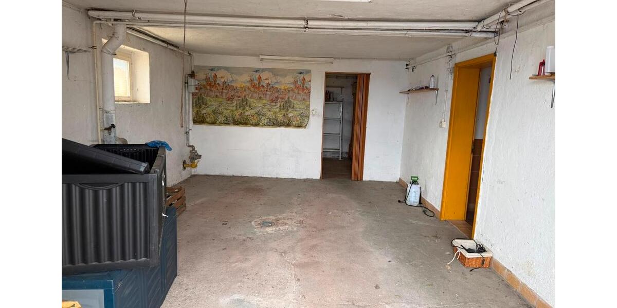 Einfamilienhaus Sollstedt - 8 Zimmer, 125 m&sup2;, 125.000&euro; | Angebot:27127862