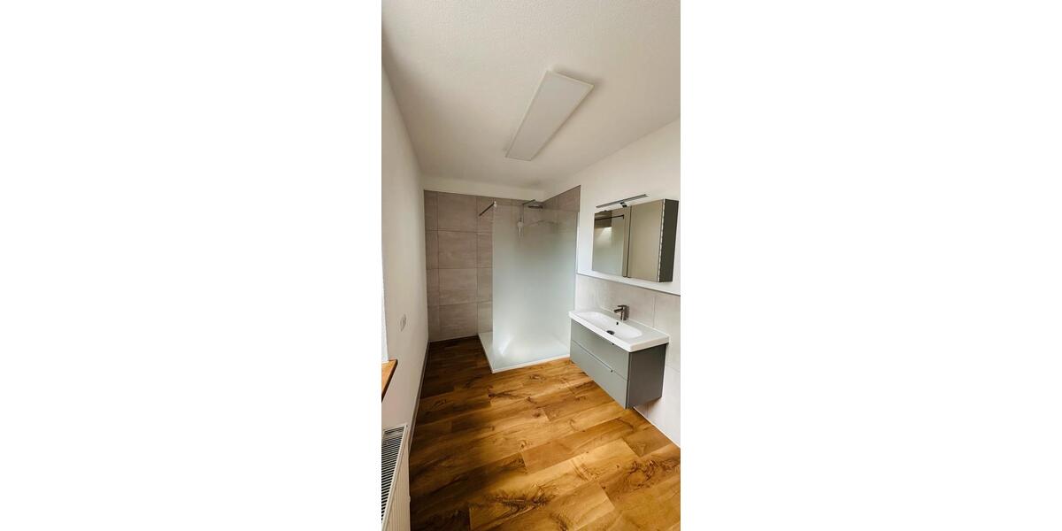 Erdgeschoßwohnung Hermersberg - 3 Zimmer, 90 m&sup2;, 930&euro; | Angebot:25998431