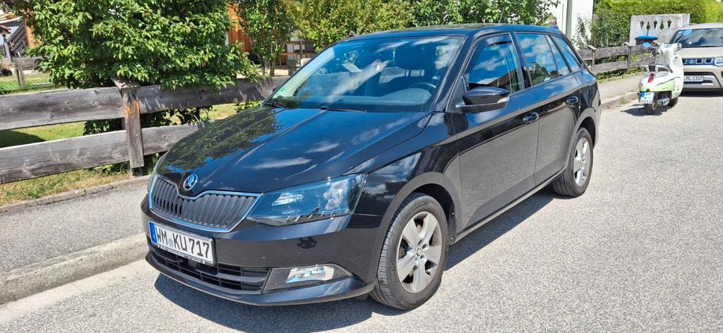 Skoda Fabia 51.000 km 9.500 &euro; Penzberg 82377