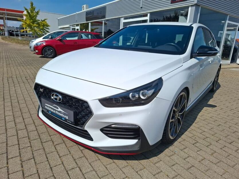 i30