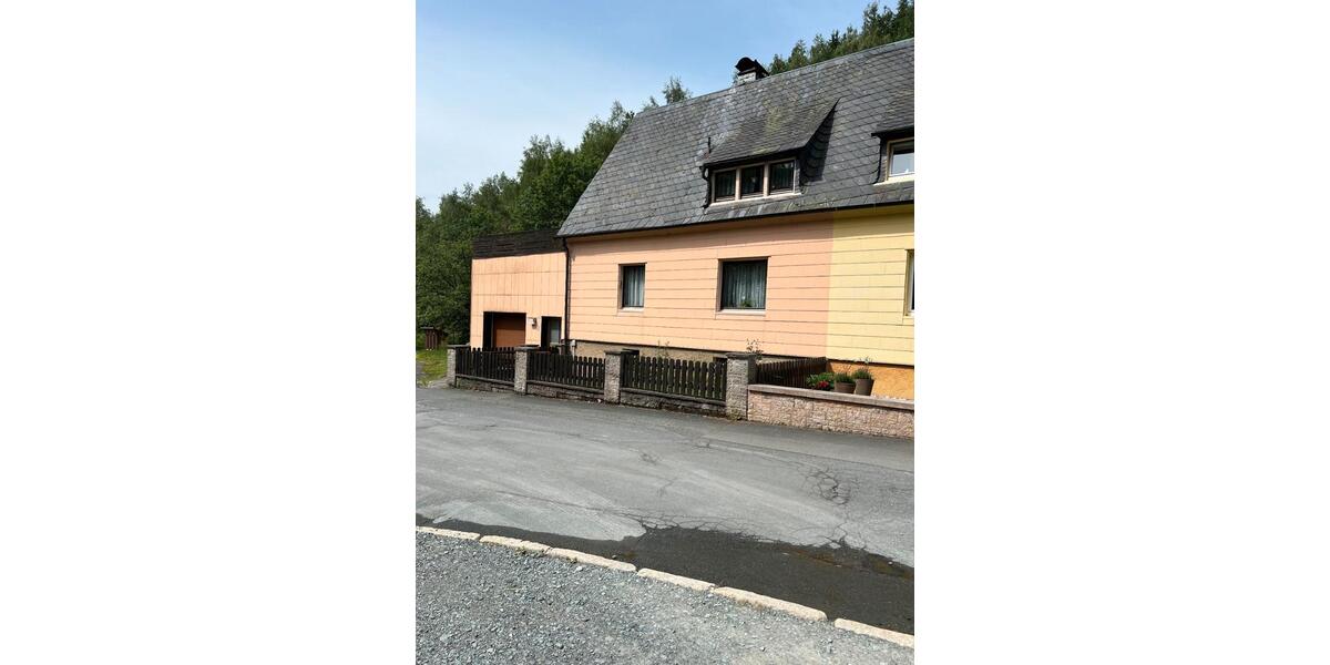 Doppelhaushälfte Schwarzenbach am Wald - 6 Zimmer, 110 m&sup2;, 74.000&euro; | Angebot:26819733