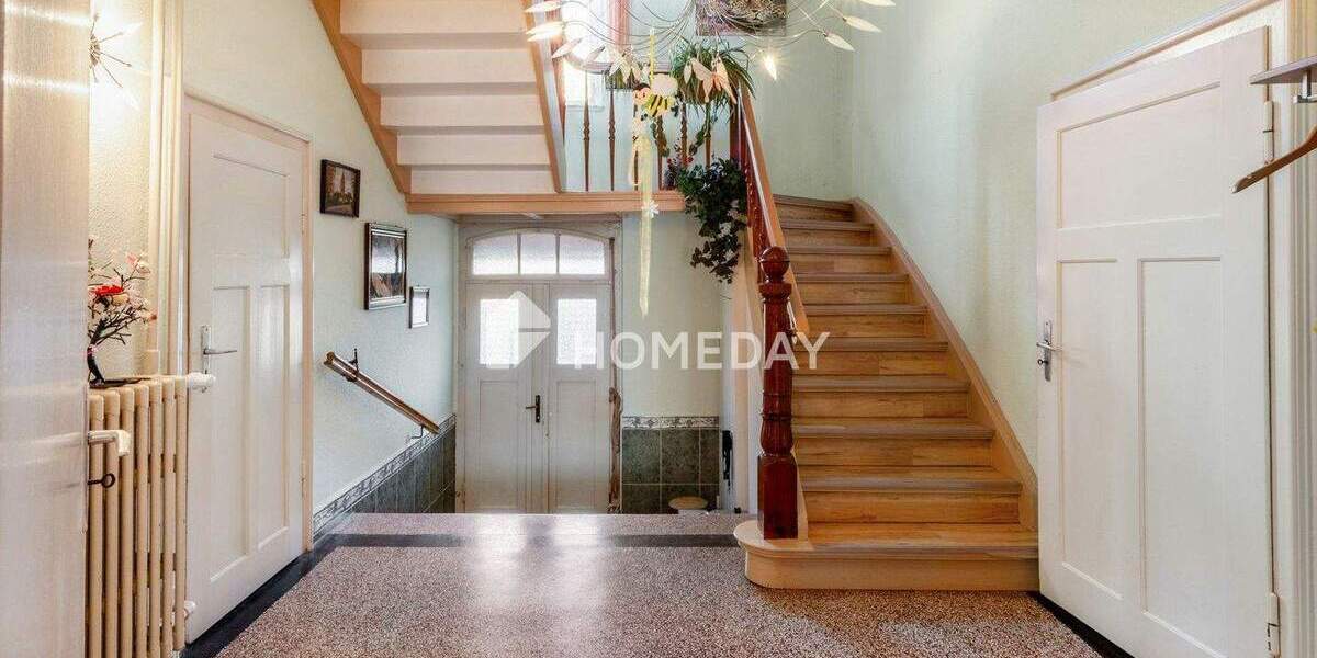 Einfamilienhaus Landsberg Oppin - 8 Zimmer, 240 m&sup2;, 218.000&euro; | Angebot:25212874