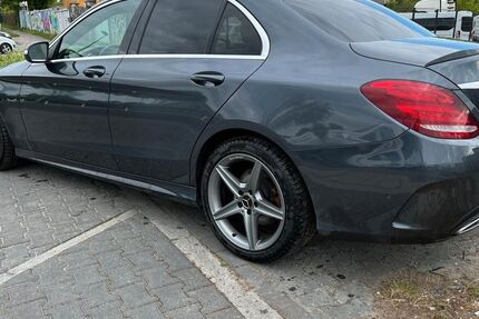 Mercedes-Benz C 250 278.000 km 11.600 &euro; Berlin 12057