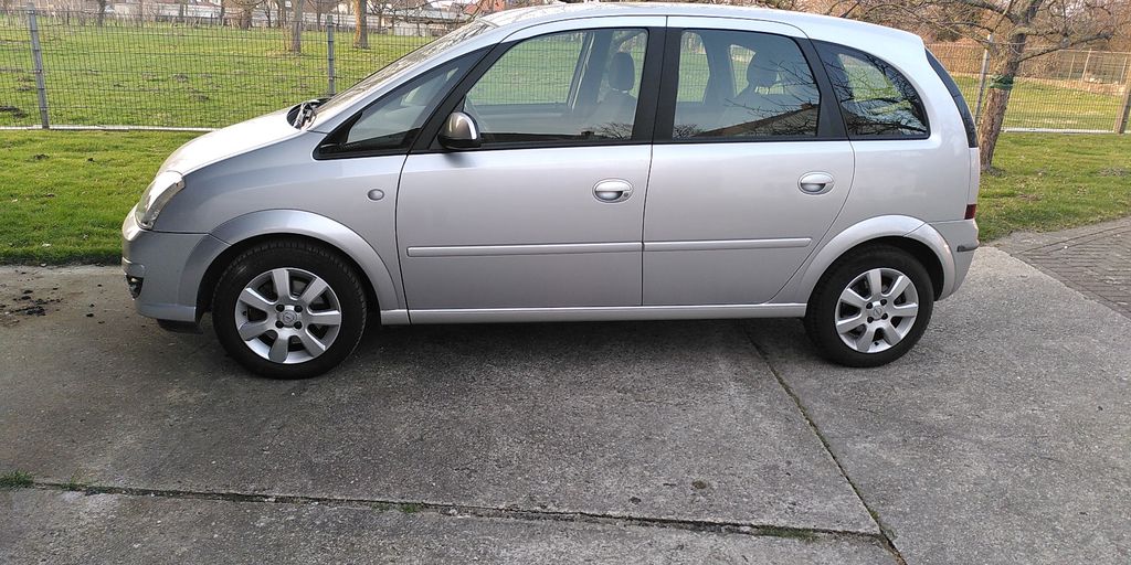 Opel Meriva 97.600 km 3.350 &euro; Geseke 59590