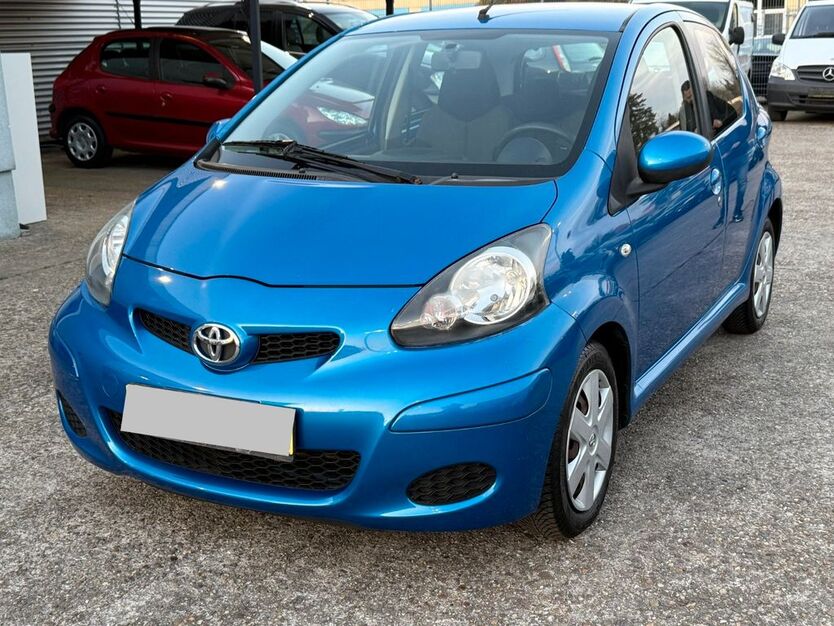 Toyota Aygo (X) 150.000 km 2.900 € Mönchengladbach 41238