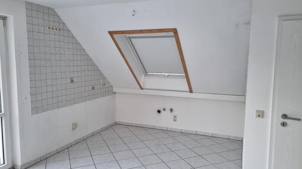Dachgeschoßwohnung Wald-Michelbach Michelbach - 4 Zimmer, 120 m&sup2;, 950&euro; | Angebot:26168355