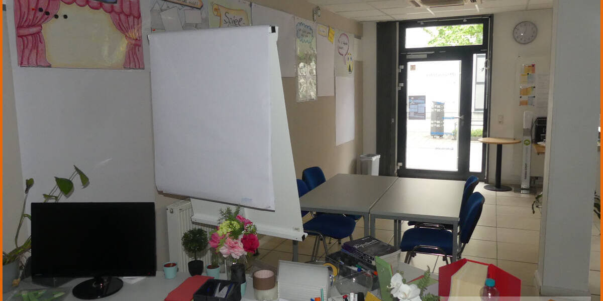 Ebenerdiges Ladenlokal, Büroräume im 1. OG, Lastenfahrstuhl, zentrale Innenstadtlage Hanau Stadt 1 zimmer