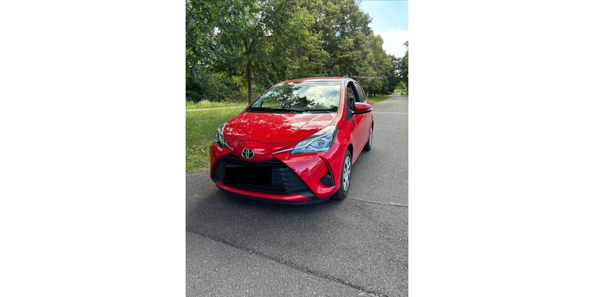 Toyota Yaris 43.000 km 11.390 &euro; Germersheim 76726
