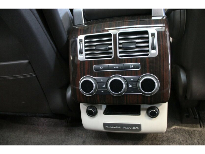 Land Rover Range Rover 4.4 SDV8 Vogue 182.940 km 27.980 € Euskirchen 53881