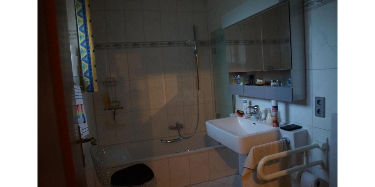 Reihenhaus Remseck am Neckar - 3.5 Zimmer, 120 m&sup2;, 1.300&euro; | Angebot:25406130