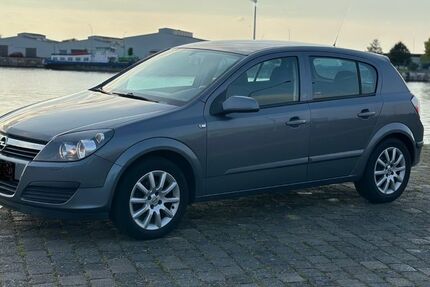 Opel Astra 169.000 km 2.200 € Bremerhaven 27572